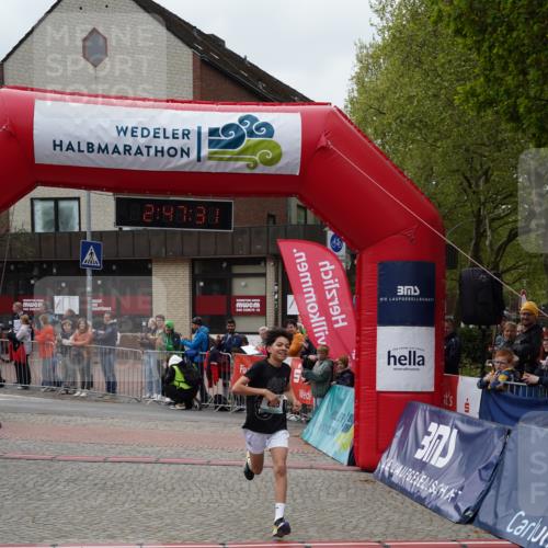 04.05.2025 - 8. Wedeler Halbmarathon Felixshl http://msf.ph/oto/7841253 04.05.2025 12:47:28 Ziel 623 meine-sportfotos.de