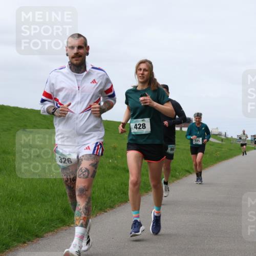 04.05.2025 - 8. Wedeler Halbmarathon Yannick Fuchs http://msf.ph/oto/7841271 04.05.2025 11:49:00 Laufen 326, 1312, 428, 991, 725 meine-sportfotos.de