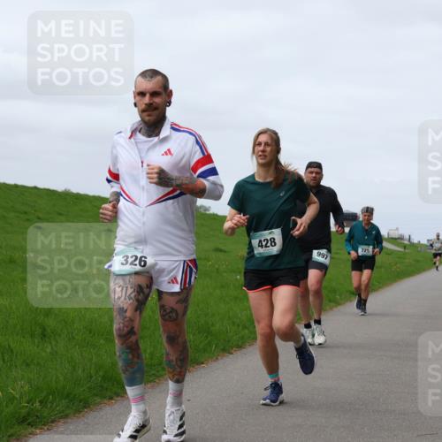 04.05.2025 - 8. Wedeler Halbmarathon Yannick Fuchs http://msf.ph/oto/7841280 04.05.2025 11:49:01 Laufen 326, 1312, 428, 997, 725 meine-sportfotos.de