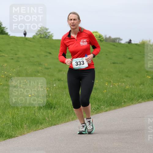 04.05.2025 - 8. Wedeler Halbmarathon Lena Gebhardt http://msf.ph/oto/7841295 04.05.2025 11:54:48 Laufen 333 meine-sportfotos.de