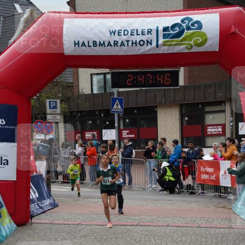 04.05.2025 - 8. Wedeler Halbmarathon Felixshl http://msf.ph/oto/7841300 04.05.2025 12:47:43 Ziel 622, 708, 1202 meine-sportfotos.de