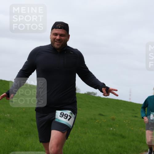 04.05.2025 - 8. Wedeler Halbmarathon Yannick Fuchs http://msf.ph/oto/7841337 04.05.2025 11:49:03 Laufen 997, 725 meine-sportfotos.de