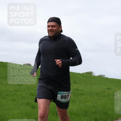 04.05.2025 - 8. Wedeler Halbmarathon Yannick Fuchs http://msf.ph/oto/7841351 04.05.2025 11:49:03 Laufen 997, 725 meine-sportfotos.de