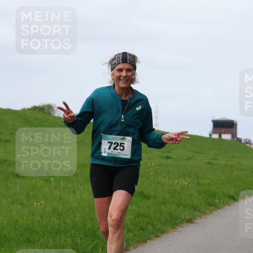 04.05.2025 - 8. Wedeler Halbmarathon Yannick Fuchs http://msf.ph/oto/7841376 04.05.2025 11:49:05 Laufen 725 meine-sportfotos.de