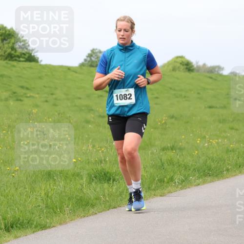 04.05.2025 - 8. Wedeler Halbmarathon Lena Gebhardt http://msf.ph/oto/7841407 04.05.2025 11:55:24 Laufen 1082, 51 meine-sportfotos.de