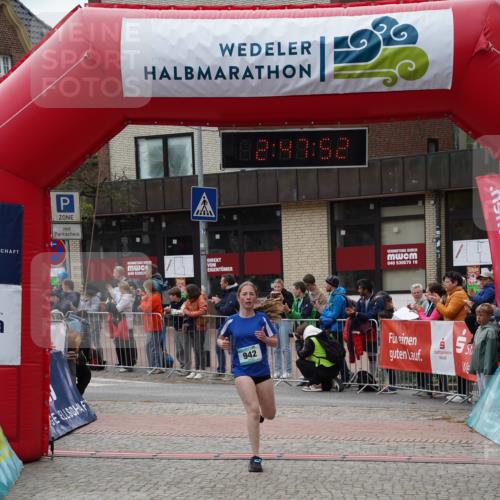 04.05.2025 - 8. Wedeler Halbmarathon Felixshl http://msf.ph/oto/7841412 04.05.2025 12:47:50 Ziel 622, 708, 942, 1202 meine-sportfotos.de