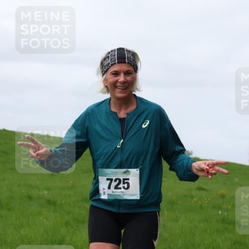 04.05.2025 - 8. Wedeler Halbmarathon Yannick Fuchs http://msf.ph/oto/7841418 04.05.2025 11:49:06 Laufen 2, 725, 56 meine-sportfotos.de