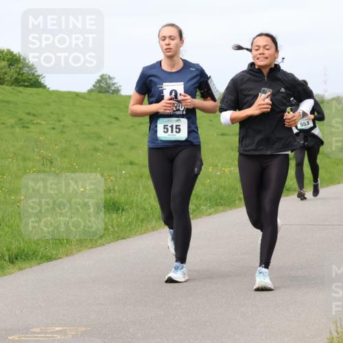 04.05.2025 - 8. Wedeler Halbmarathon Lena Gebhardt http://msf.ph/oto/7841422 04.05.2025 11:55:27 Laufen 515, 553 meine-sportfotos.de