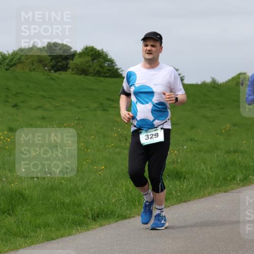 04.05.2025 - 8. Wedeler Halbmarathon Lena Gebhardt http://msf.ph/oto/7841448 04.05.2025 11:55:49 Laufen 329, 192 meine-sportfotos.de