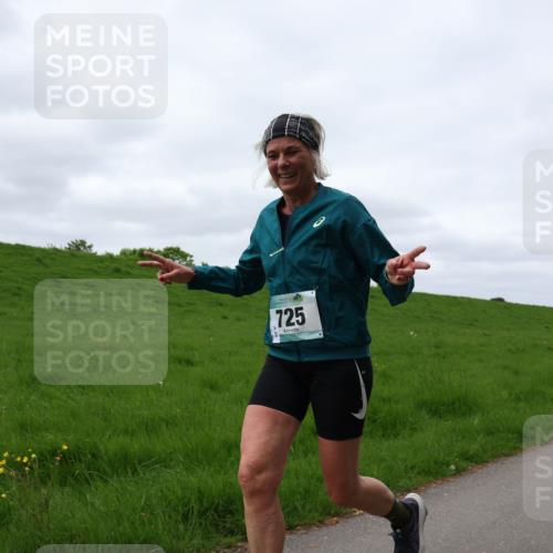 04.05.2025 - 8. Wedeler Halbmarathon Yannick Fuchs http://msf.ph/oto/7841464 04.05.2025 11:49:08 Laufen 725 meine-sportfotos.de