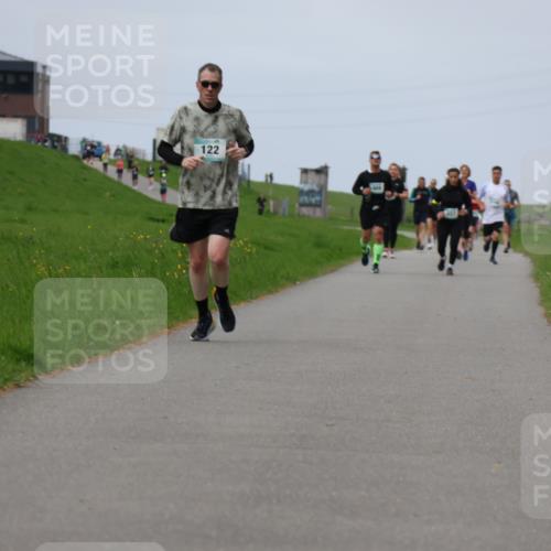 04.05.2025 - 8. Wedeler Halbmarathon Yannick Fuchs http://msf.ph/oto/7841484 04.05.2025 11:49:11 Laufen 122 meine-sportfotos.de