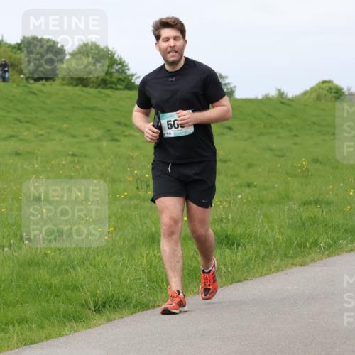04.05.2025 - 8. Wedeler Halbmarathon Lena Gebhardt http://msf.ph/oto/7841539 04.05.2025 11:56:50 Laufen 50, 863 meine-sportfotos.de
