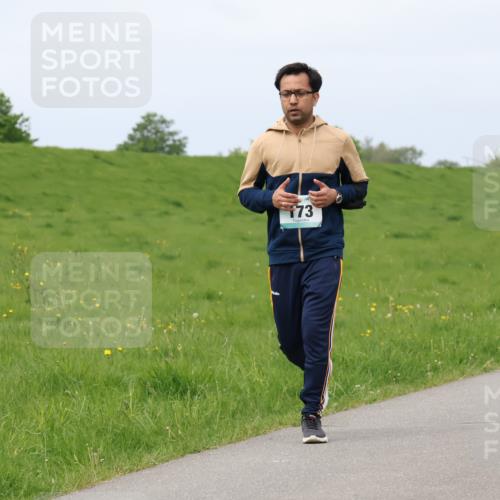 04.05.2025 - 8. Wedeler Halbmarathon Lena Gebhardt http://msf.ph/oto/7841549 04.05.2025 11:56:53 Laufen 173 meine-sportfotos.de