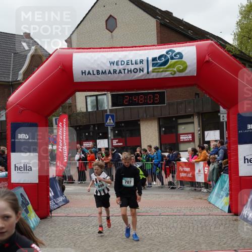 04.05.2025 - 8. Wedeler Halbmarathon Felixshl http://msf.ph/oto/7841583 04.05.2025 12:48:01 Ziel 707, 791, 898, 1078, 1136 meine-sportfotos.de