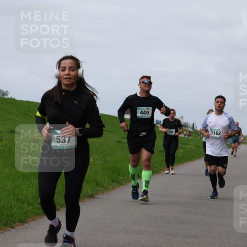 04.05.2025 - 8. Wedeler Halbmarathon Yannick Fuchs http://msf.ph/oto/7841608 04.05.2025 11:49:35 Laufen 537, 449, 396, 1162 meine-sportfotos.de