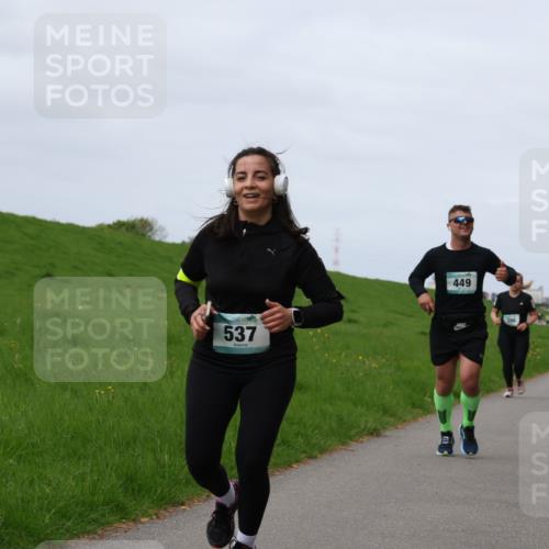 04.05.2025 - 8. Wedeler Halbmarathon Yannick Fuchs http://msf.ph/oto/7841617 04.05.2025 11:49:35 Laufen 537, 449, 396, 1162 meine-sportfotos.de