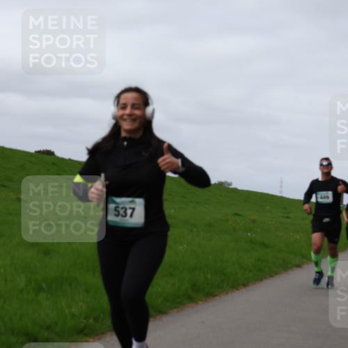 04.05.2025 - 8. Wedeler Halbmarathon Yannick Fuchs http://msf.ph/oto/7841631 04.05.2025 11:49:36 Laufen 537, 449, 1162 meine-sportfotos.de