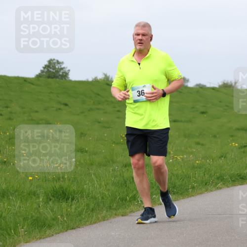 04.05.2025 - 8. Wedeler Halbmarathon Lena Gebhardt http://msf.ph/oto/7841635 04.05.2025 11:57:43 Laufen 36, 275 meine-sportfotos.de