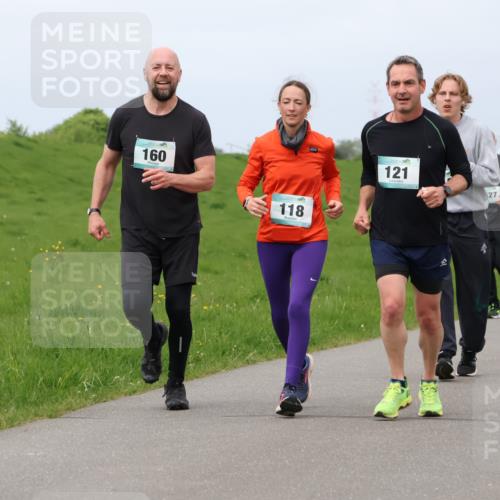 04.05.2025 - 8. Wedeler Halbmarathon Lena Gebhardt http://msf.ph/oto/7841682 04.05.2025 11:58:07 Laufen 160, 118, 121, 27 meine-sportfotos.de