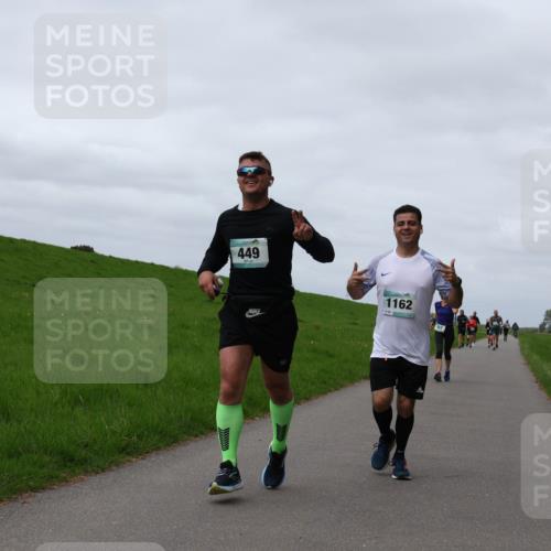 04.05.2025 - 8. Wedeler Halbmarathon Yannick Fuchs http://msf.ph/oto/7841695 04.05.2025 11:49:39 Laufen 449, 1162 meine-sportfotos.de
