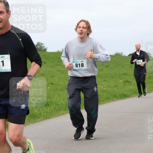 04.05.2025 - 8. Wedeler Halbmarathon Lena Gebhardt http://msf.ph/oto/7841699 04.05.2025 11:58:11 Laufen 121, 818, 327 meine-sportfotos.de