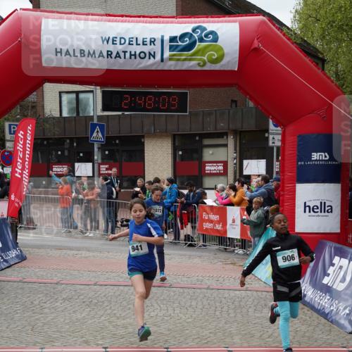04.05.2025 - 8. Wedeler Halbmarathon Felixshl http://msf.ph/oto/7841702 04.05.2025 12:48:07 Ziel 899, 906, 941, 1072, 1136 meine-sportfotos.de
