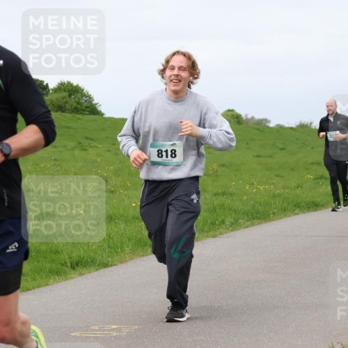 04.05.2025 - 8. Wedeler Halbmarathon Lena Gebhardt http://msf.ph/oto/7841706 04.05.2025 11:58:12 Laufen 121, 818 meine-sportfotos.de