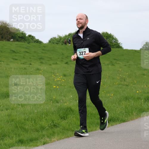 04.05.2025 - 8. Wedeler Halbmarathon Lena Gebhardt http://msf.ph/oto/7841724 04.05.2025 11:58:17 Laufen 327 meine-sportfotos.de