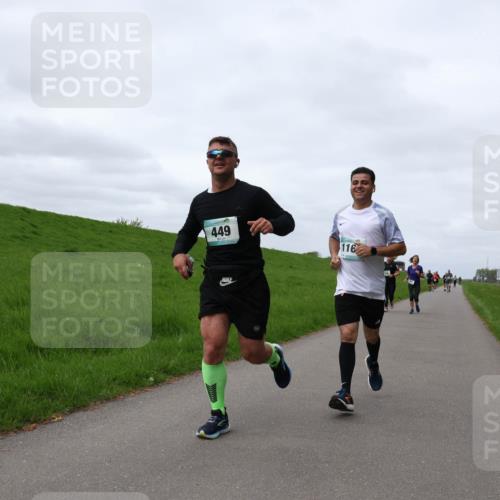 04.05.2025 - 8. Wedeler Halbmarathon Yannick Fuchs http://msf.ph/oto/7841725 04.05.2025 11:49:40 Laufen 449, 116 meine-sportfotos.de