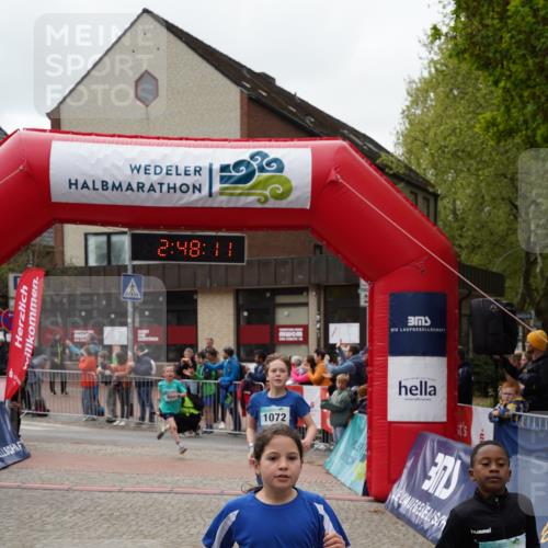 04.05.2025 - 8. Wedeler Halbmarathon Felixshl http://msf.ph/oto/7841738 04.05.2025 12:48:09 Ziel 542, 600, 899, 906, 941, 1072, 1192 meine-sportfotos.de
