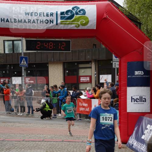 04.05.2025 - 8. Wedeler Halbmarathon Felixshl http://msf.ph/oto/7841745 04.05.2025 12:48:09 Ziel 542, 600, 899, 906, 941, 1072, 1192 meine-sportfotos.de