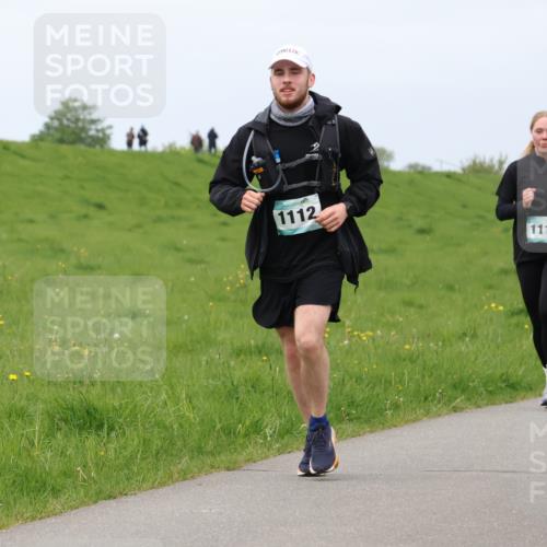 04.05.2025 - 8. Wedeler Halbmarathon Lena Gebhardt http://msf.ph/oto/7841767 04.05.2025 11:59:26 Laufen 1112, 1115, 197 meine-sportfotos.de