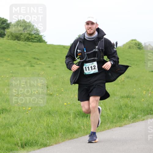 04.05.2025 - 8. Wedeler Halbmarathon Lena Gebhardt http://msf.ph/oto/7841776 04.05.2025 11:59:27 Laufen 1112, 1115 meine-sportfotos.de