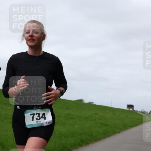 04.05.2025 - 8. Wedeler Halbmarathon Yannick Fuchs http://msf.ph/oto/7841956 04.05.2025 11:49:59 Laufen 734, 86 meine-sportfotos.de