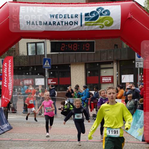 04.05.2025 - 8. Wedeler Halbmarathon Felixshl http://msf.ph/oto/7841960 04.05.2025 12:48:17 Ziel 161, 542, 591, 600, 900, 1076, 1191, 1192 meine-sportfotos.de