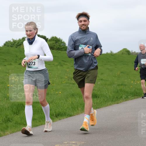 04.05.2025 - 8. Wedeler Halbmarathon Lena Gebhardt http://msf.ph/oto/7841961 04.05.2025 12:01:22 Laufen 1163, 273, 79 meine-sportfotos.de