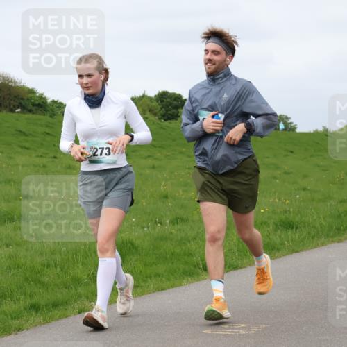 04.05.2025 - 8. Wedeler Halbmarathon Lena Gebhardt http://msf.ph/oto/7841964 04.05.2025 12:01:22 Laufen 273, 1163 meine-sportfotos.de