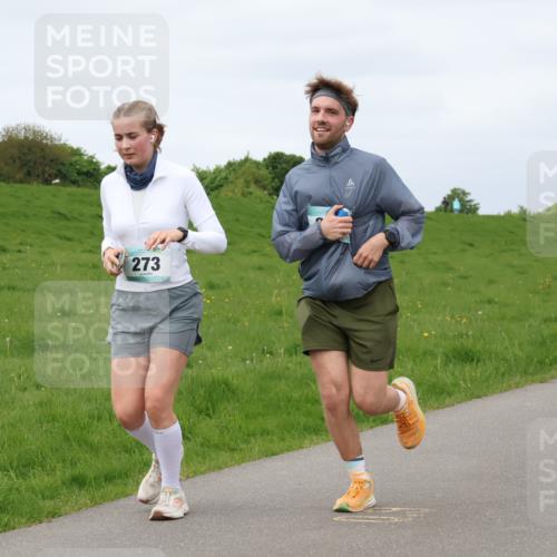 04.05.2025 - 8. Wedeler Halbmarathon Lena Gebhardt http://msf.ph/oto/7841969 04.05.2025 12:01:22 Laufen 273, 1163 meine-sportfotos.de