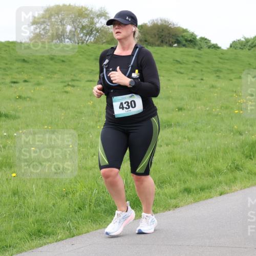 04.05.2025 - 8. Wedeler Halbmarathon Lena Gebhardt http://msf.ph/oto/7842000 04.05.2025 12:01:37 Laufen 430 meine-sportfotos.de