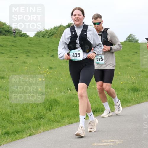 04.05.2025 - 8. Wedeler Halbmarathon Lena Gebhardt http://msf.ph/oto/7842054 04.05.2025 12:02:31 Laufen 435, 1075 meine-sportfotos.de