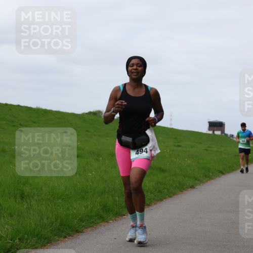 04.05.2025 - 8. Wedeler Halbmarathon Yannick Fuchs http://msf.ph/oto/7842155 04.05.2025 11:50:11 Laufen 494, 04 meine-sportfotos.de
