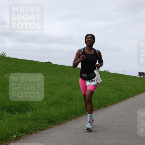 04.05.2025 - 8. Wedeler Halbmarathon Yannick Fuchs http://msf.ph/oto/7842177 04.05.2025 11:50:12 Laufen 494 meine-sportfotos.de