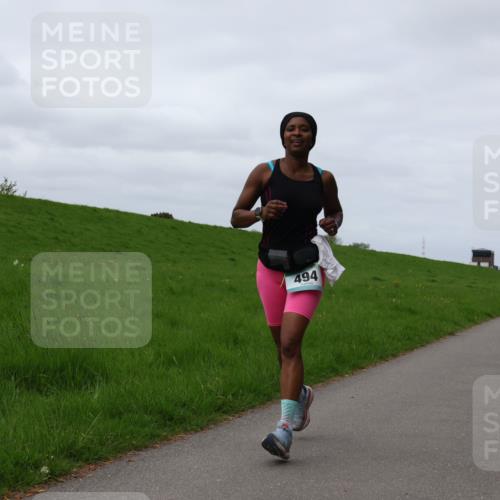 04.05.2025 - 8. Wedeler Halbmarathon Yannick Fuchs http://msf.ph/oto/7842179 04.05.2025 11:50:12 Laufen 494 meine-sportfotos.de