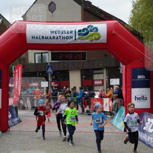 04.05.2025 - 8. Wedeler Halbmarathon Felixshl http://msf.ph/oto/7842182 04.05.2025 12:48:26 Ziel 162, 257, 614, 990, 1064, 1079, 1178 meine-sportfotos.de