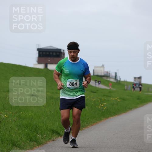04.05.2025 - 8. Wedeler Halbmarathon Yannick Fuchs http://msf.ph/oto/7842187 04.05.2025 11:50:13 Laufen 884 meine-sportfotos.de