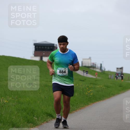 04.05.2025 - 8. Wedeler Halbmarathon Yannick Fuchs http://msf.ph/oto/7842189 04.05.2025 11:50:14 Laufen 884 meine-sportfotos.de