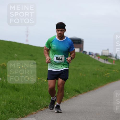 04.05.2025 - 8. Wedeler Halbmarathon Yannick Fuchs http://msf.ph/oto/7842200 04.05.2025 11:50:16 Laufen 884 meine-sportfotos.de