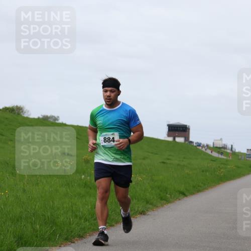 04.05.2025 - 8. Wedeler Halbmarathon Yannick Fuchs http://msf.ph/oto/7842212 04.05.2025 11:50:17 Laufen 884 meine-sportfotos.de