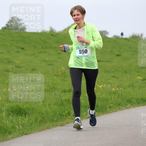 04.05.2025 - 8. Wedeler Halbmarathon Lena Gebhardt http://msf.ph/oto/7842247 04.05.2025 12:06:04 Laufen 550 meine-sportfotos.de