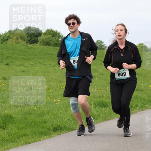 04.05.2025 - 8. Wedeler Halbmarathon Lena Gebhardt http://msf.ph/oto/7842266 04.05.2025 12:07:03 Laufen 60, 609 meine-sportfotos.de